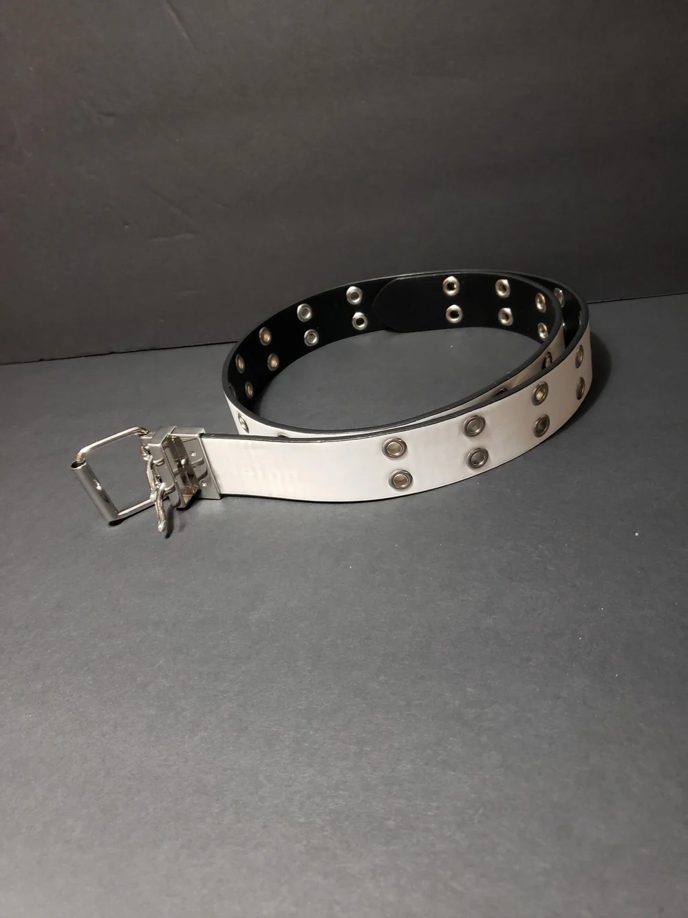 NEW! LEATHER/STUDDED *Reversible* White/Black  Double Wrap Unisex Belt (41
